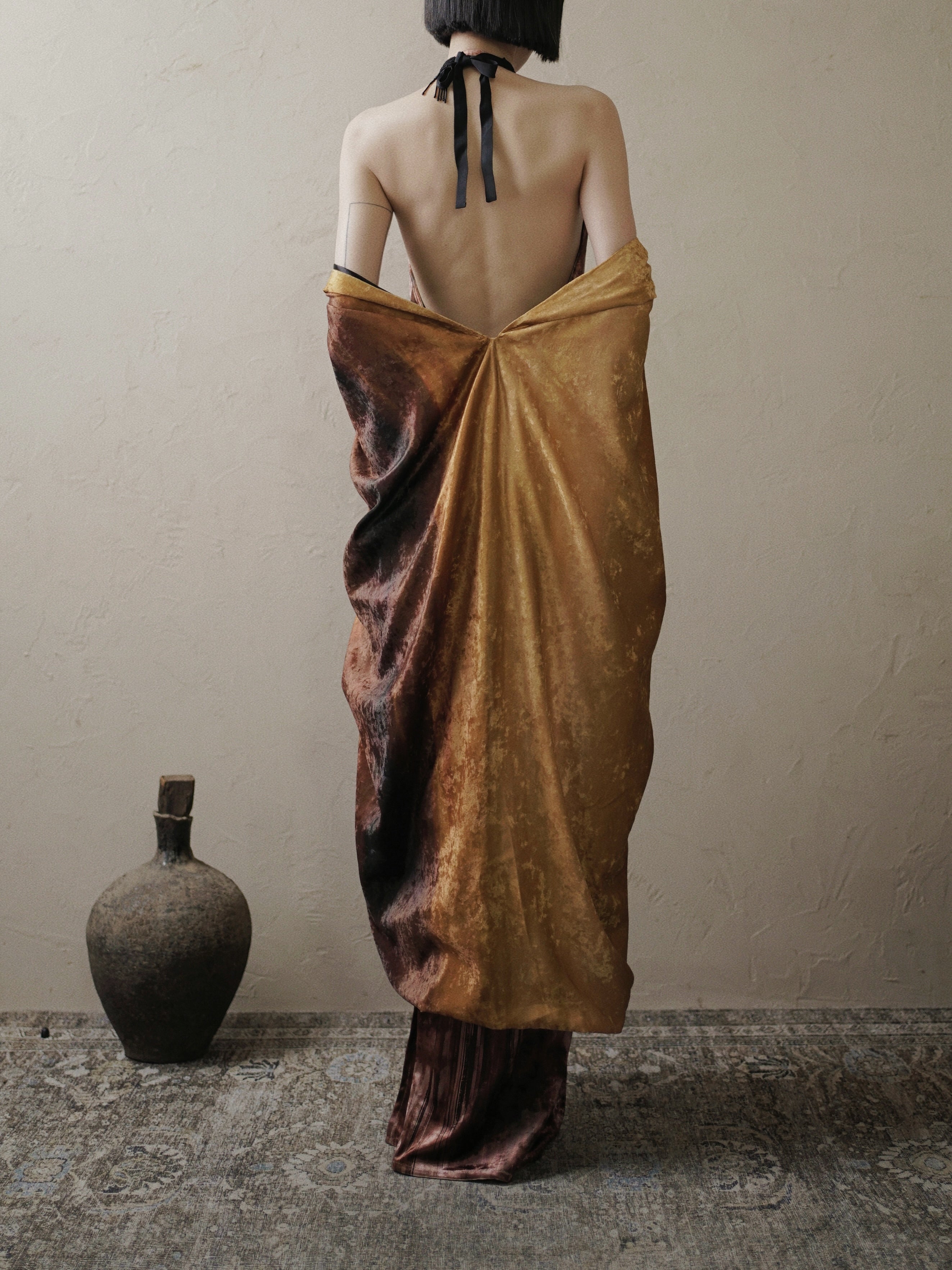 The fluid velvet halter gown