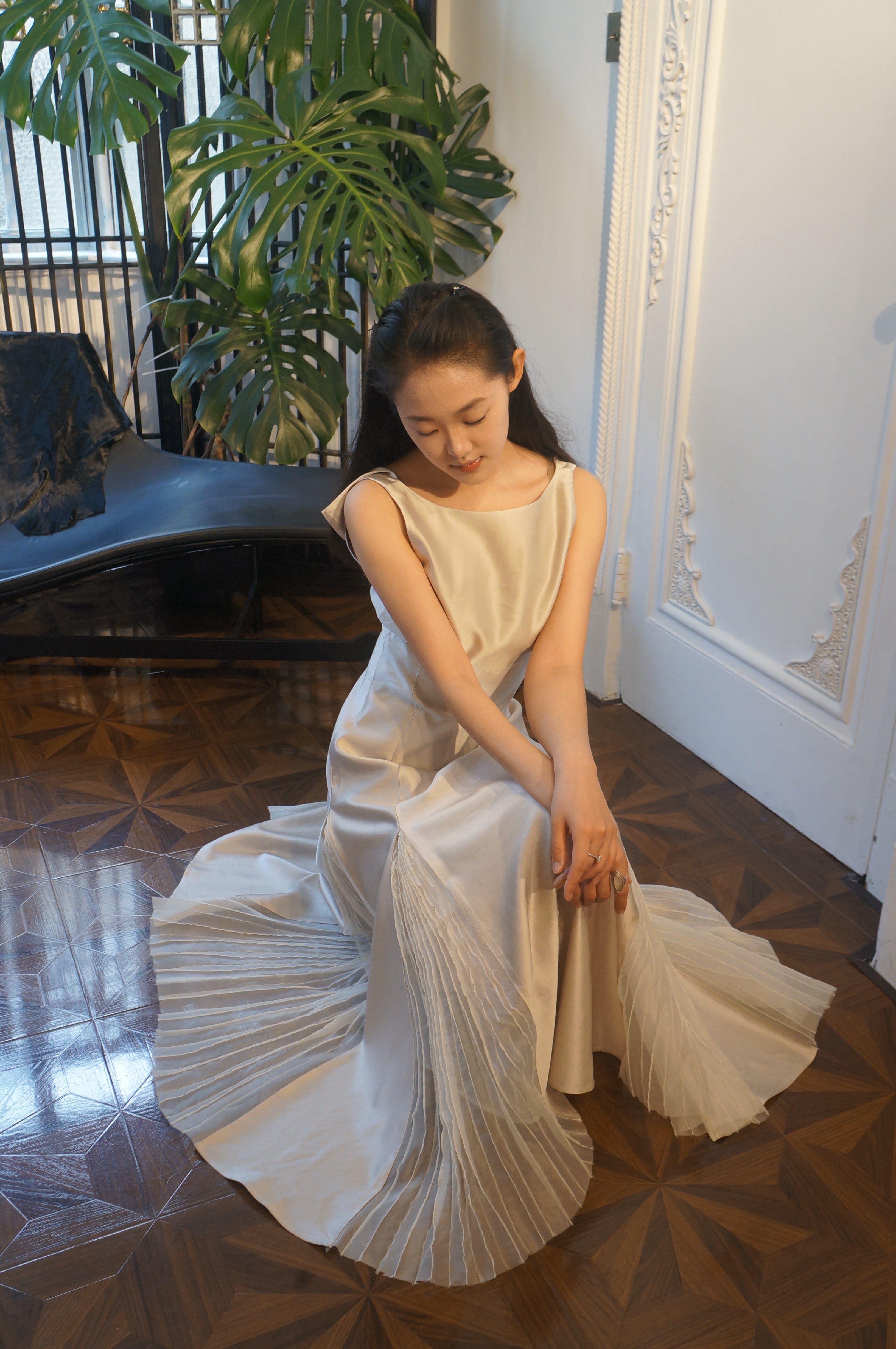 Flowing waltz dress