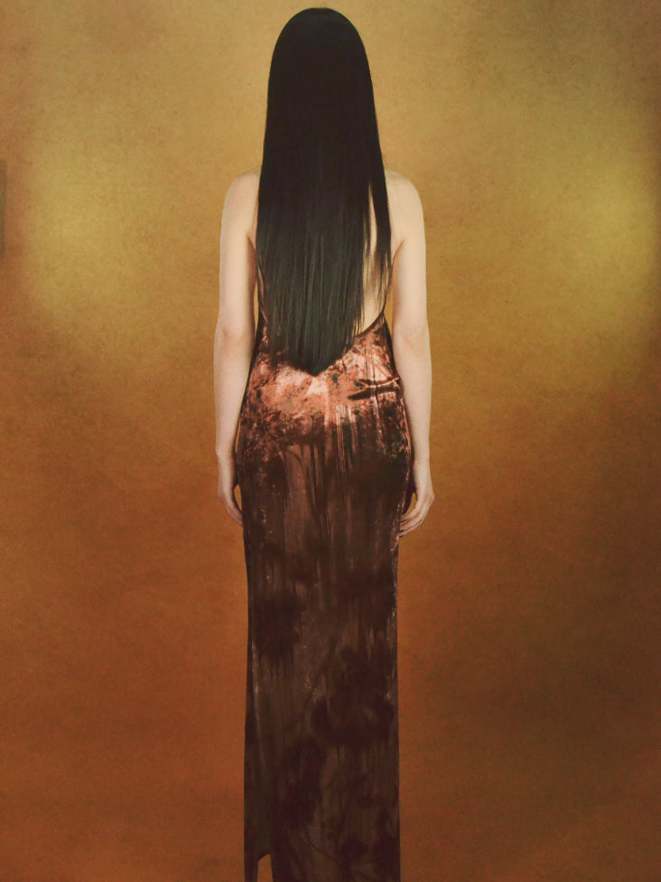 The fluid velvet halter gown