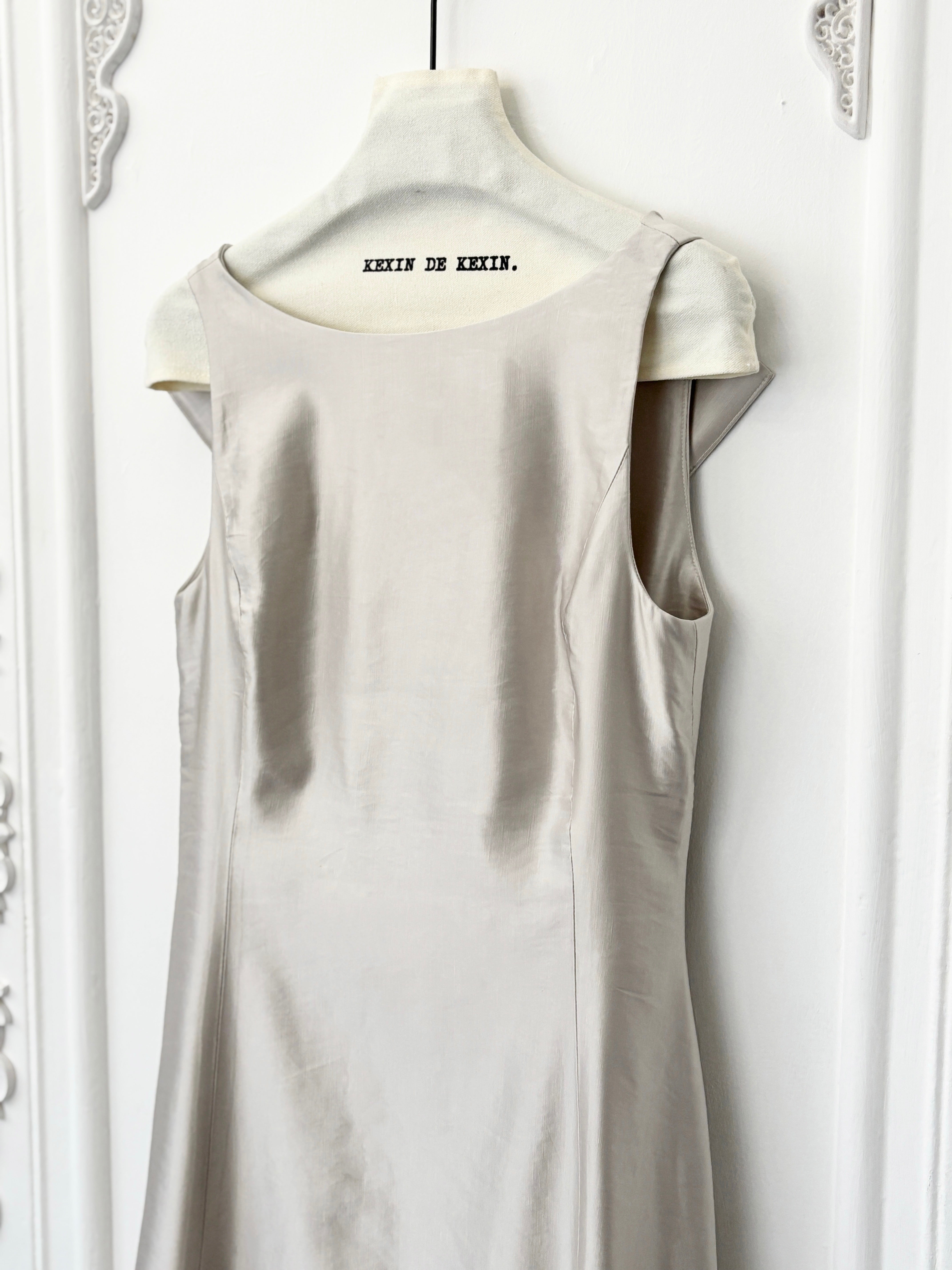 Flowing waltz dress