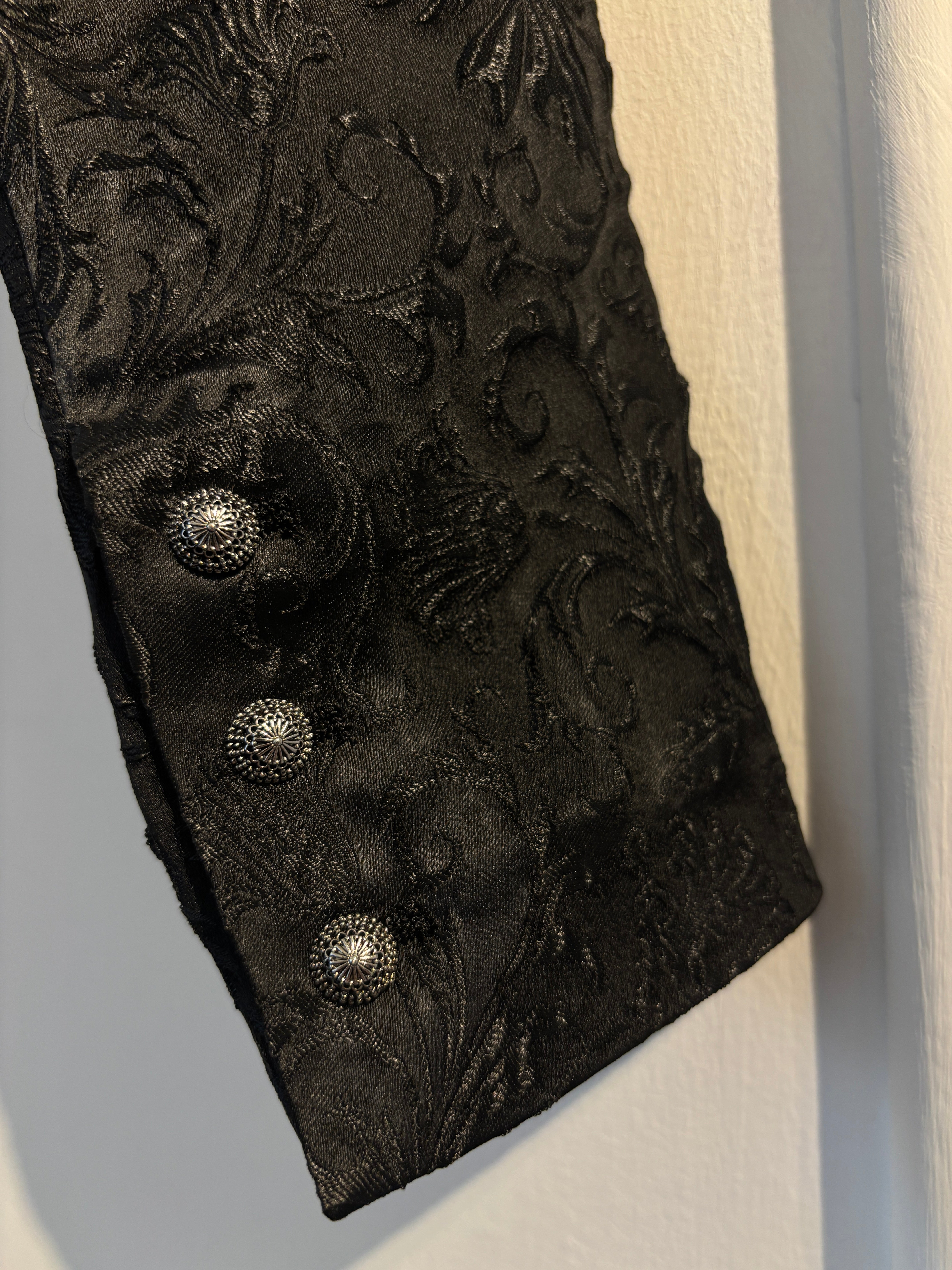The "noir baroque" bolero jacket