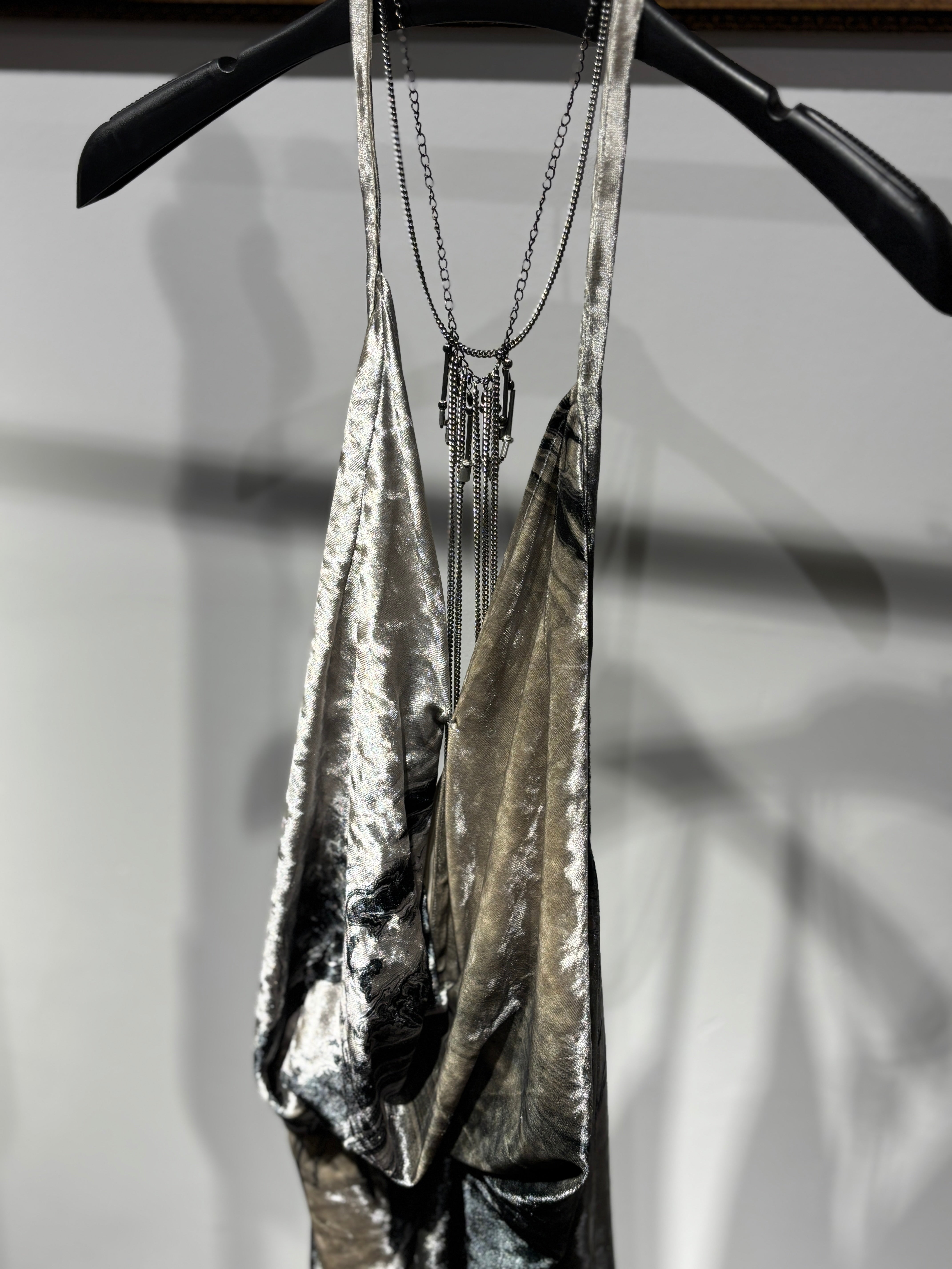 The fluid velvet halter gown
